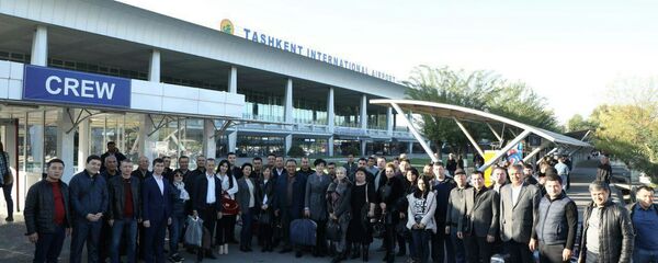 38 налоговиков отправились на стажировку в Москву 38 налоговиков отправились на стажировку в Москву - Sputnik Ўзбекистон