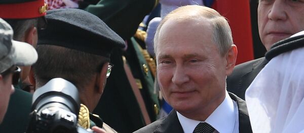 Государственный визит президента РФ В. Путина в Саудовскую Аравию Государственный визит президента РФ В. Путина в Саудовскую Аравию - Sputnik Ўзбекистон