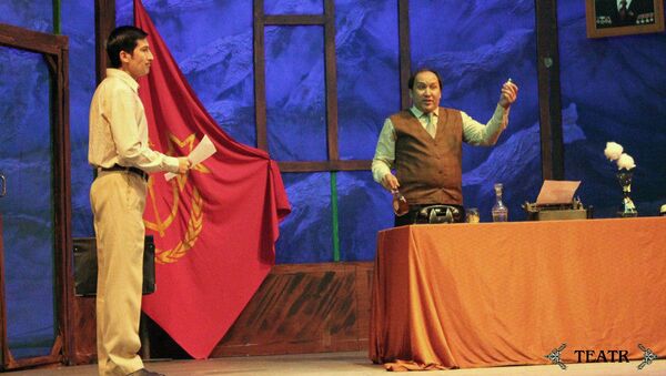 Premyera spektaklya Bud visok kak gori v Uzbekskom natsionalnom dramaticheskom teatre - Sputnik O‘zbekiston
