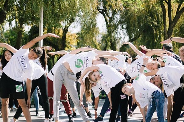 В Ташкенте прошел женский благотворительный забег - Sputnik Узбекистан