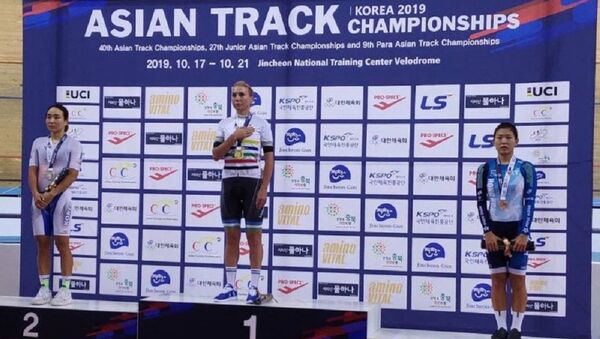 Велогонщица из Узбекистана завоевала золотую медаль в Южной Корее - Sputnik Узбекистан