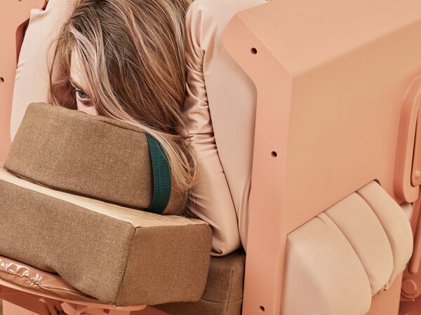 В США придумали машину для объятий - Sputnik Узбекистан