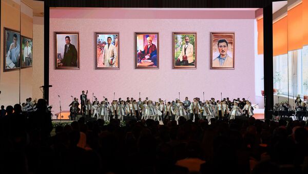 Праздничный концерт в честь Дня узбекского языка в конгресс-холле в Ташкенте - Sputnik Узбекистан