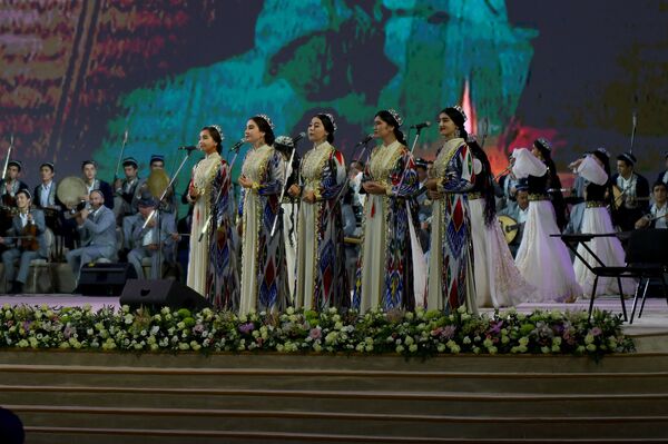 В Узбекистане объявили новый республиканский праздник В Узбекистане объявили новый республиканский праздник - Sputnik Узбекистан