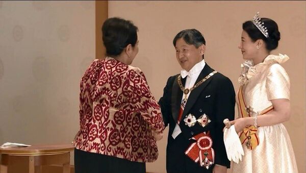 Танзила Нарбаева встретилась с императором Нарухито и Премьер-министром Японии Синдзо Aбэ - Sputnik Ўзбекистон