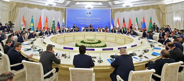 Заседание Совета глав правительств государств - членов ШОС в Ташкенте Заседание Совета глав правительств государств - членов ШОС в Ташкенте - Sputnik Узбекистан