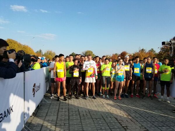 Забег по возможности: полумарафон в Самарканде - Sputnik Узбекистан