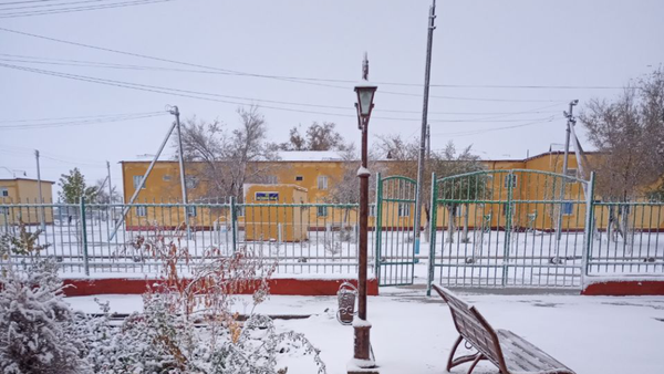 Perviy sneg v Karakalpakstane - Sputnik O‘zbekiston