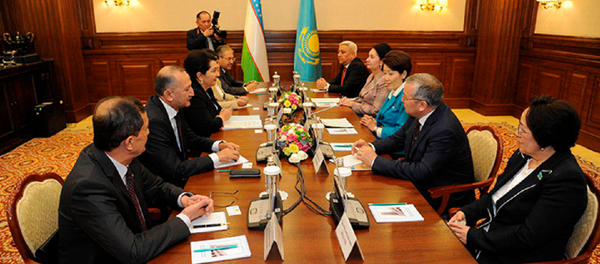 Sostoyalas vstrecha predsedatelya Senata Oliy Majlisa Respubliki Uzbekistan Tanzili Narbayevoy s chlenami Parlamenta Respubliki Kazaxstan. Sostoyalas vstrecha predsedatelya Senata Oliy Majlisa Respubliki Uzbekistan Tanzili Narbayevoy s chlenami Parlamenta Respubliki Kazaxstan. - Sputnik O‘zbekiston