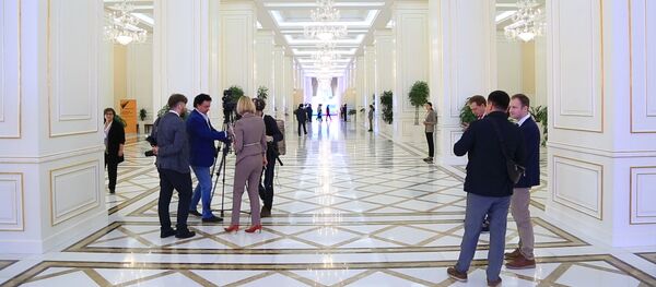 Валдайский клуб в Самарканде Валдайский клуб в Самарканде - Sputnik Ўзбекистон