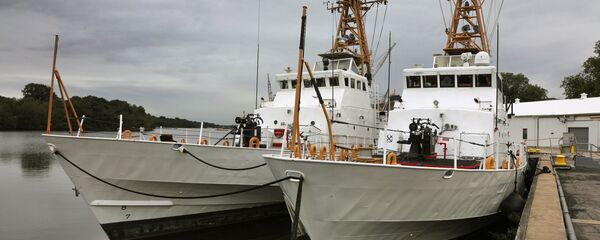 Передача Украине катеров береговой охраны класса Island - Sputnik Ўзбекистон