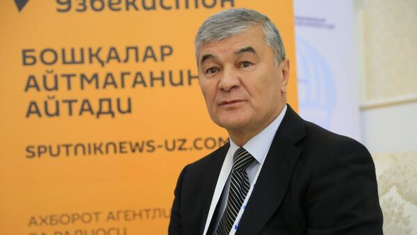 Экономист Одил Олимжонов - Sputnik Узбекистан