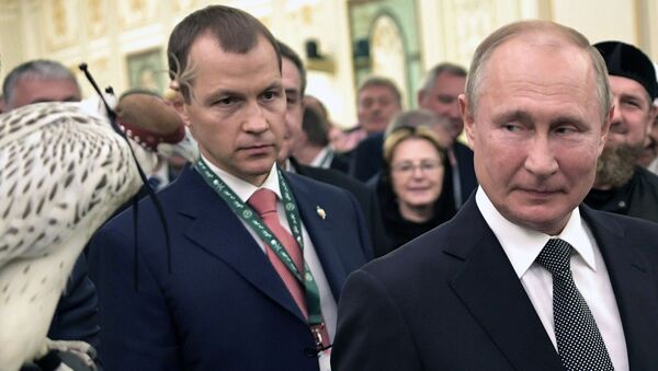 Prezident RF Vladimir Putin na seremonii ofitsialnoy vstrechi s korolem Saudovskoy Aravii Salmanom ben Abdel Aziz al Saudom - Sputnik O‘zbekiston