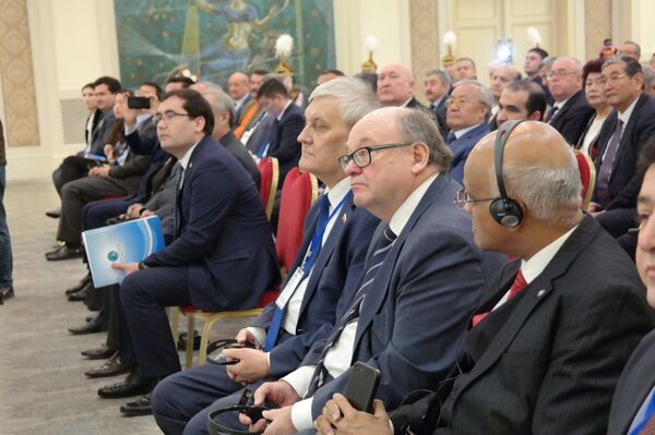 Дружба и толерантность: в Ташкенте обсудили развитие межнациональных связей Дружба и толерантность: в Ташкенте обсудили развитие межнациональных связей - Sputnik Узбекистан