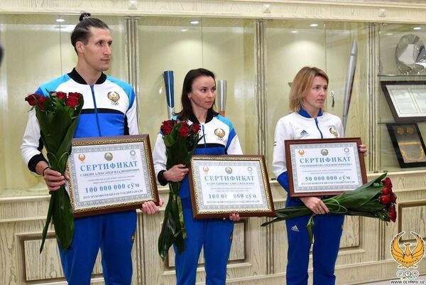 Пятиборцам из Узбекистана вручили денежные премии за лицензии на Олимпиаду - Sputnik Узбекистан