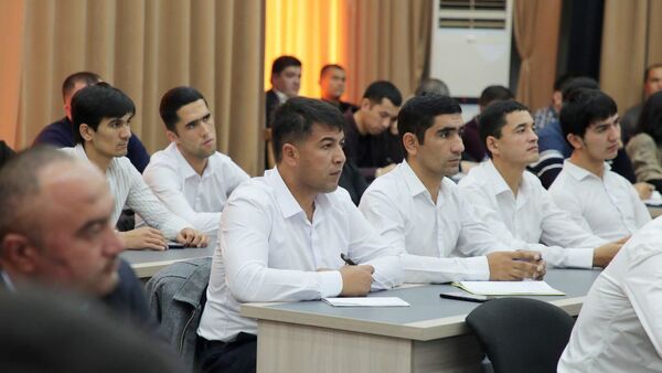 Пресс-конференция, организованная Агентством информации и массовых коммуникаций при Администрации президента - Sputnik Узбекистан