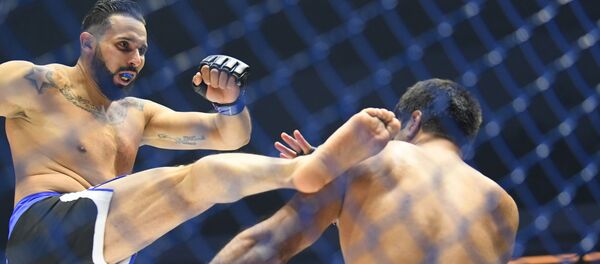 Тунислик Аладдин бин Халима ўзбекистонлик Музаффар Ражабовга қарши. Тунислик Аладдин бин Халима ўзбекистонлик Музаффар Ражабовга қарши. - Sputnik Ўзбекистон