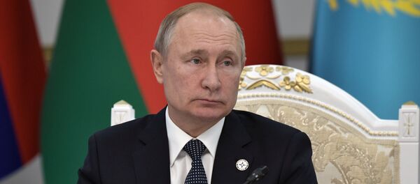 Президент РФ Владимир Путин на заседании Совета коллективной безопасности ОДКБ в узком составе Президент РФ Владимир Путин на заседании Совета коллективной безопасности ОДКБ в узком составе - Sputnik Ўзбекистон