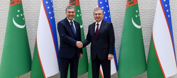 Состоялась встреча Президента Узбекистана Шавката Мирзиёева и Президента Туркменистана Гурбангулы Бердымухамедова - Sputnik Узбекистан