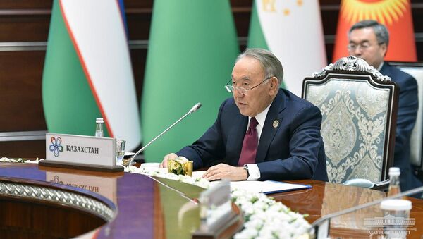 Perviy Prezident Respubliki Kazaxstan Yelbasi Nursultan Nazarbayev - Sputnik O‘zbekiston