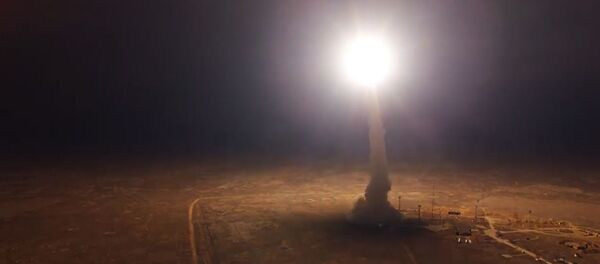 Пуск межконтинентальной баллистической ракеты “Тополь” - Sputnik Ўзбекистон