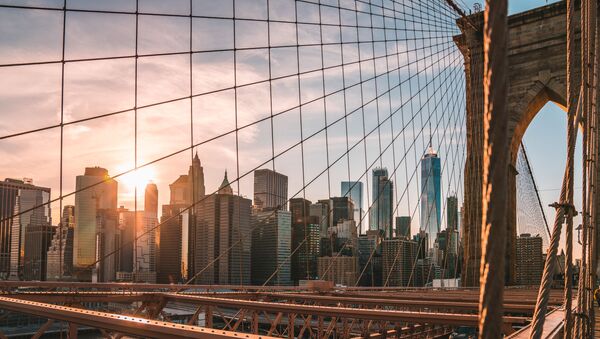 A view from the Brooklyn Bridge on New York - Sputnik Ўзбекистон