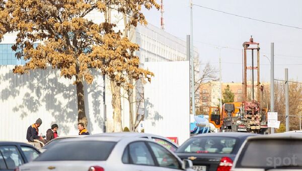 В центре Ташкента закрылась огромная автостоянка: что будет вместо нее - Sputnik Узбекистан