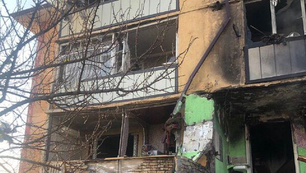 В одном из многоэтажных домов 2-го микрорайона города Андижана произошёл пожар - Sputnik Узбекистан