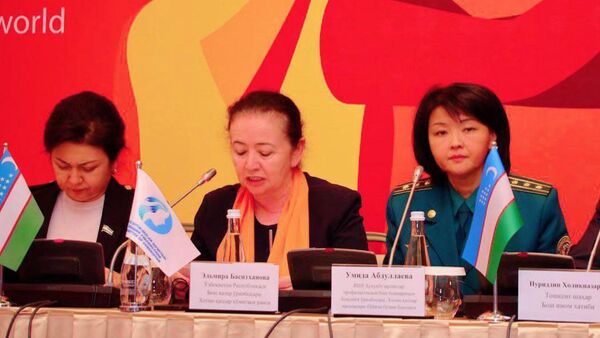 Международный день борьбы с насилием в отношении женщин в Узбекистане - Sputnik Узбекистан