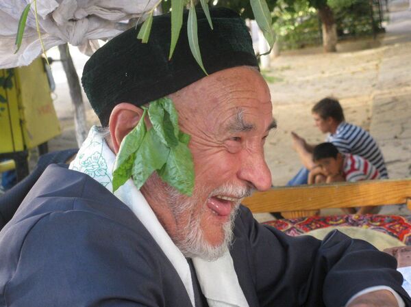 Ушел из жизни заслуженный артист Узбекистана Тохир Миралиев Ушел из жизни заслуженный артист Узбекистана Тохир Миралиев - Sputnik Узбекистан