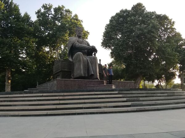 Вечнозеленое наследие: кому Самарканд обязан своими аллеями и бульваром - Sputnik Узбекистан