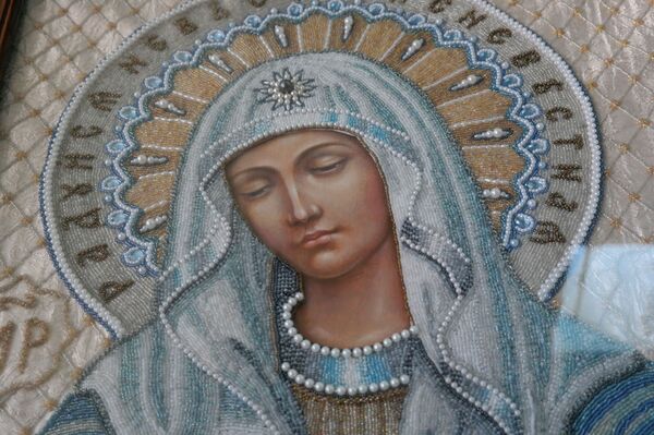 Воскрешая святыни Самарканда: история иконописца-самоучки - Sputnik Узбекистан