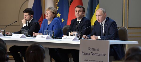 Рабочий визит президента РФ В. Путина во Францию  Рабочий визит президента РФ В. Путина во Францию  - Sputnik Ўзбекистон