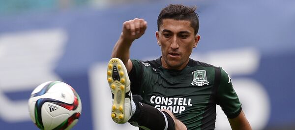 Футболист Одил Ахмедов Футболист Одил Ахмедов - Sputnik Узбекистан