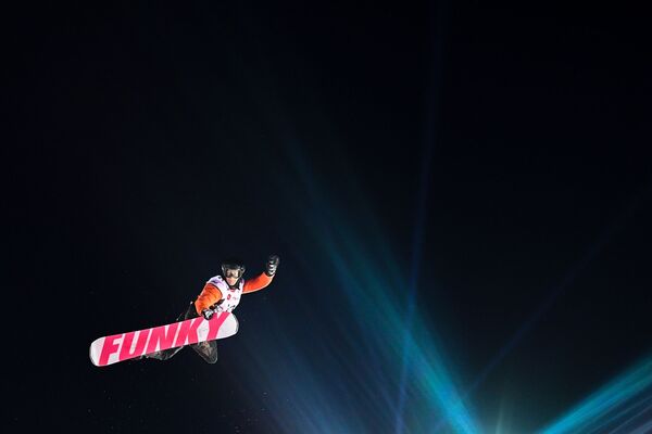 Николас Хубер на этапе мирового тура по сноуборду Grand Prix De Russie 2019 в Москве - Sputnik Узбекистан