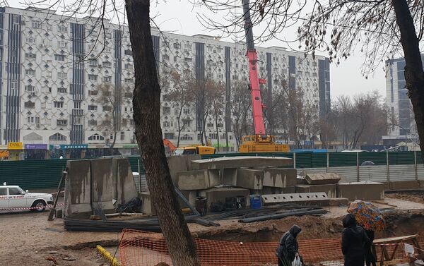 В Ташкенте обрушилась часть строящейся линии метро - Sputnik Узбекистан