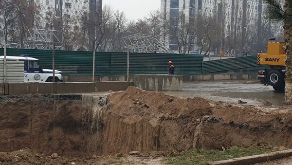 В Ташкенте обрушилась часть строящейся линии метро - Sputnik Ўзбекистон