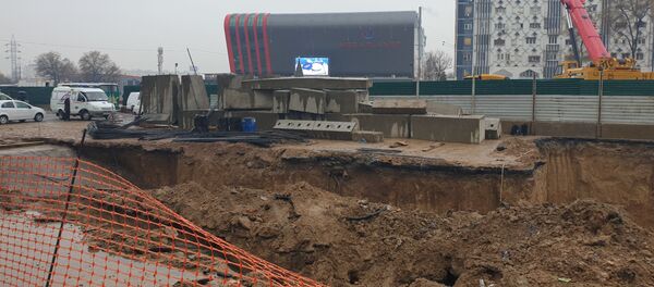 Ситуация на месте обрушения строящейся ветки Ташкентского метрополитена - Sputnik Ўзбекистон