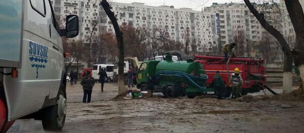 Ситуация на месте обрушения строящейся ветки ташкентского метро - Sputnik Ўзбекистон