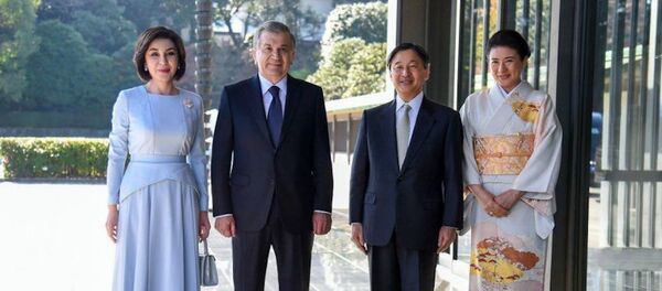 Шавкат Мирзиёев с супругой встретились с императором Японии Нарухито Шавкат Мирзиёев с супругой встретились с императором Японии Нарухито - Sputnik Ўзбекистон