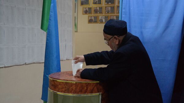 Парламентские выборы в Узбекистане. Избирательный участок №817 в Ташкенте - Sputnik Ўзбекистон