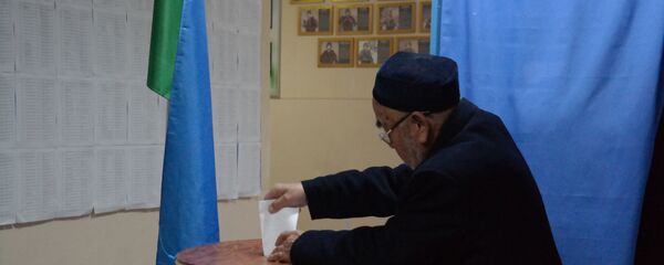 Парламентские выборы в Узбекистане. Избирательный участок №817 в Ташкенте - Sputnik Узбекистан