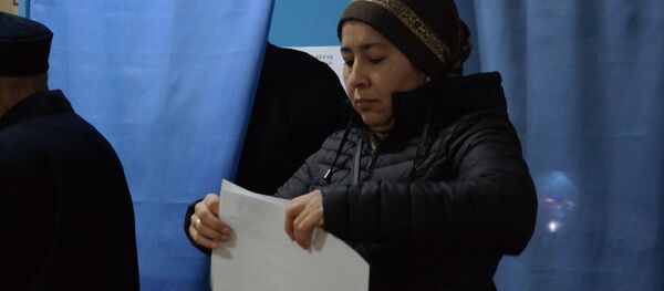 Парламентские выборы в Узбекистане. Избирательный участок №817 в Ташкенте - Sputnik Узбекистан