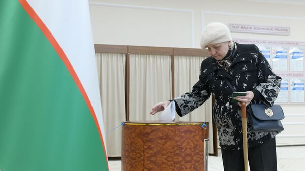 Голосование на парламентских выборах в Узбекистане - Sputnik Ўзбекистон