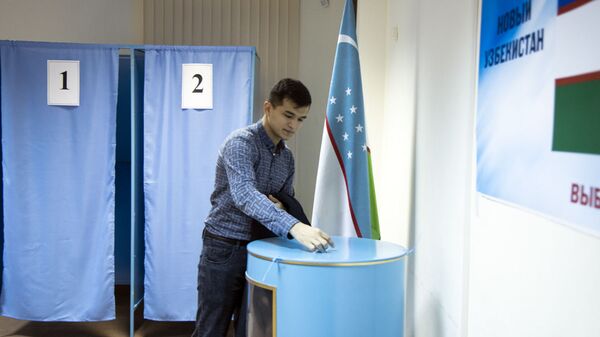 Как голосовали узбекистанцы в Санкт-Петербурге на парламентских выборах - Sputnik Ўзбекистон
