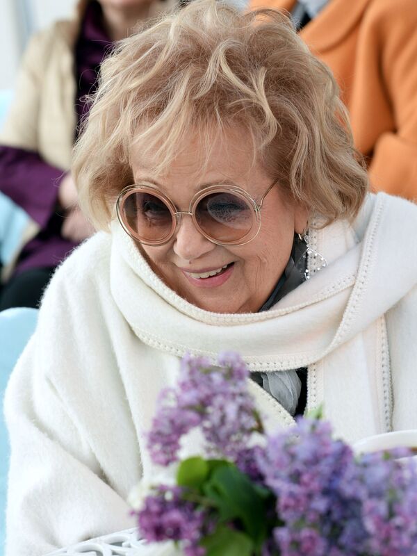 Умерла Галина Волчек Умерла Галина Волчек - Sputnik Узбекистан