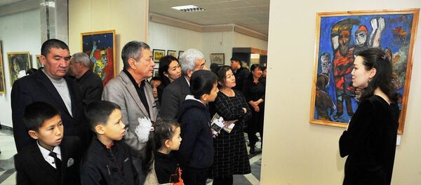 В музее имени Савицкого открылась выставка Бахтияра Серекеева - Sputnik Узбекистан