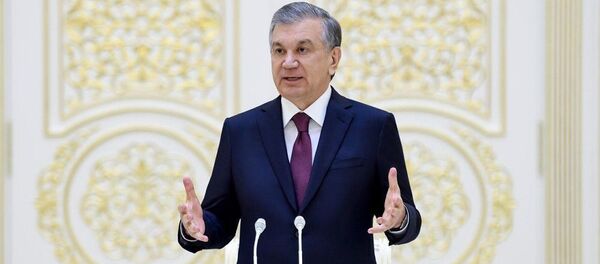Президент Узбекистана Шавкат Мирзиёев провел встречу с руководителями палат парламента, членами правительства, главами министерств и ведомств Президент Узбекистана Шавкат Мирзиёев провел встречу с руководителями палат парламента, членами правительства, главами министерств и ведомств - Sputnik Ўзбекистон