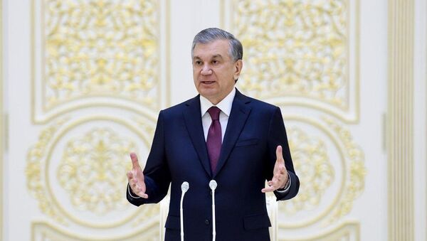 Президент Узбекистана Шавкат Мирзиёев провел встречу с руководителями палат парламента, членами правительства, главами министерств и ведомств - Sputnik Узбекистан