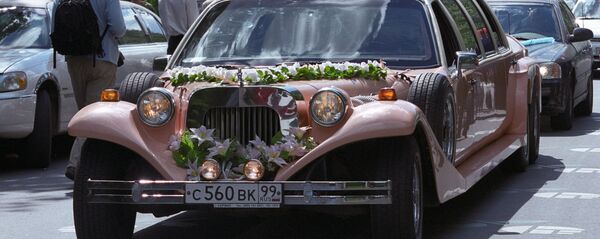 Свадебный кортеж Свадебный кортеж - Sputnik Ўзбекистон